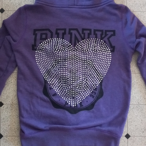 VS PINK SWEATSHIRT - Picture 3 of 4